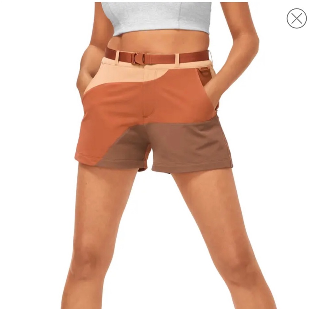 NWT Outdoor Voices RekTrek Hiking Shorts in Zion
